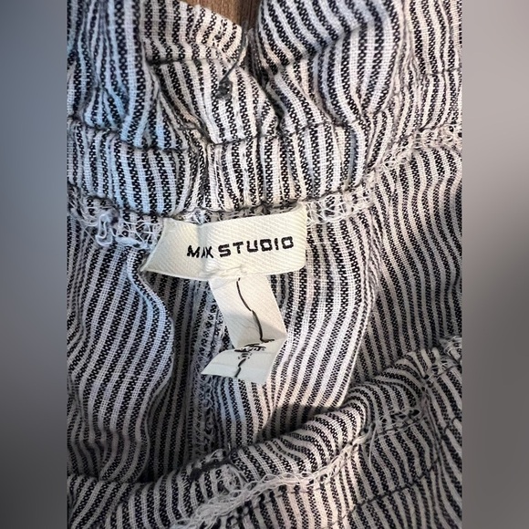 Women's Max Studio Cropped Striped Tie Pants - Picture 4 of 4